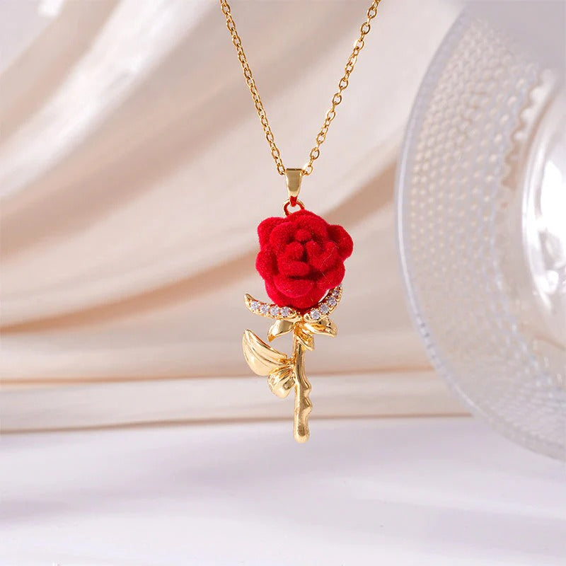 ✨ Elegant Red Rose Pendant Necklace – Velvet Bloom, Crystal Accents, Gold-Tone ✨